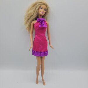 1998 Fashionistas Barbie Doll W/ Blonde Hair Pink Purple Dress